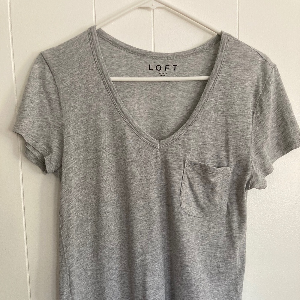 Everyday V-neck Pocket Tee